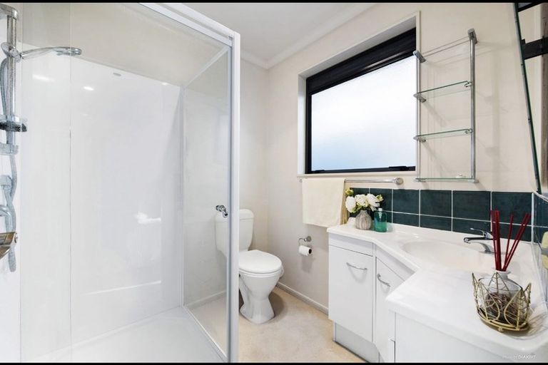 Photo of property in 10 Annamoe Place, East Tamaki, Auckland, 2013