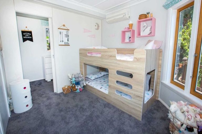 Photo of property in 36b Taupo Crescent, Plimmerton, Porirua, 5026