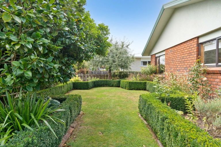 Photo of property in 35 Reading Street, Greytown, 5712