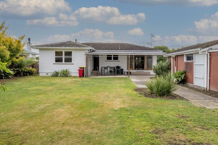 Photo of property in 53 Graham Street, Levin, 5510