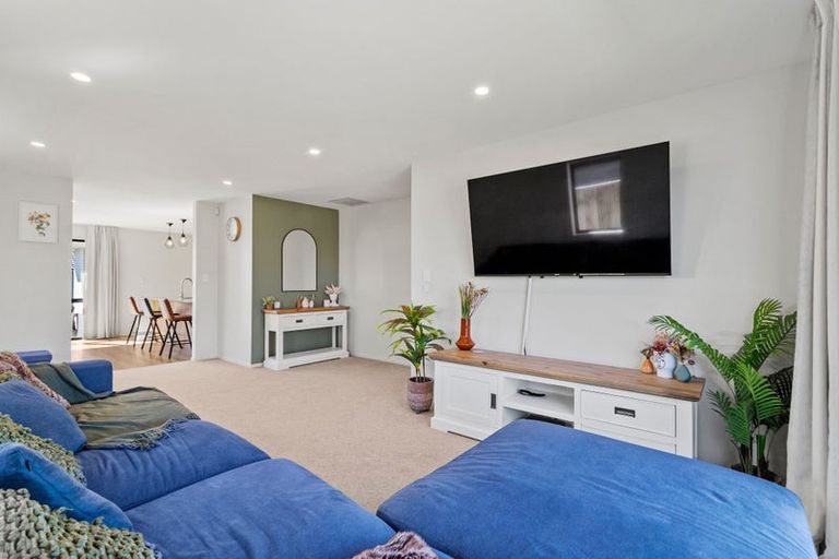 Photo of property in 3 Woodford Avenue, Woodend, 7610