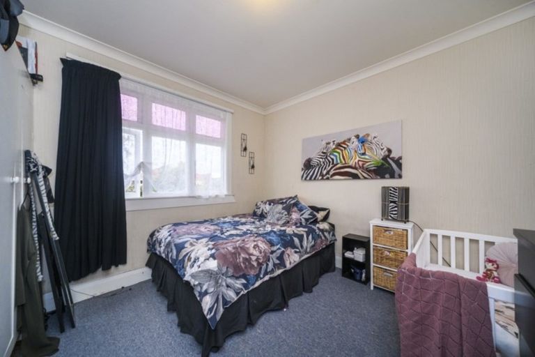 Photo of property in 9 Waldegrave Street, Palmerston North, 4410