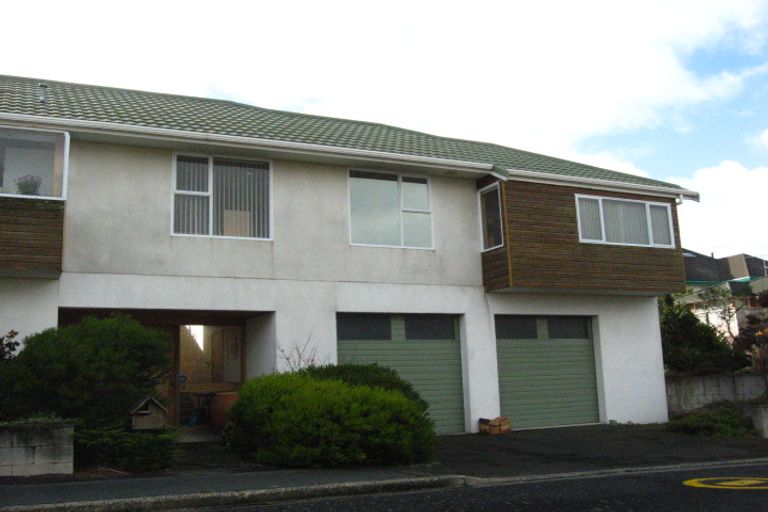 Photo of property in 8a Elliffe Place, Shiel Hill, Dunedin, 9013