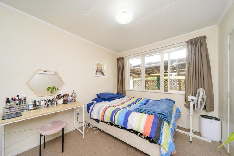 Photo of property in 128 Limbrick Street, Terrace End, Palmerston North, 4410