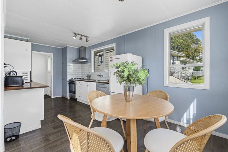 Photo of property in 125 Pembroke Street, Westown, New Plymouth, 4310