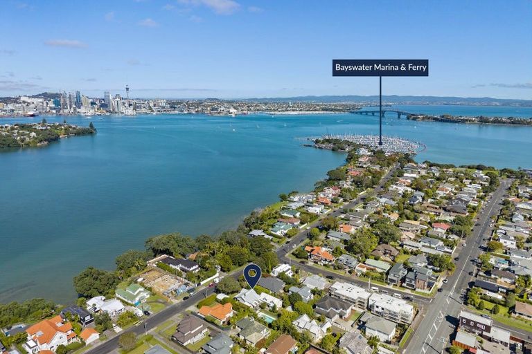 Photo of property in 42 Norwood Road, Bayswater, Auckland, 0622