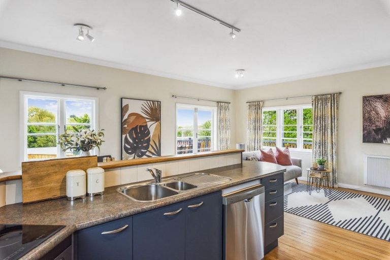 Photo of property in 17 Rimu Road, Raumati Beach, Paraparaumu, 5032