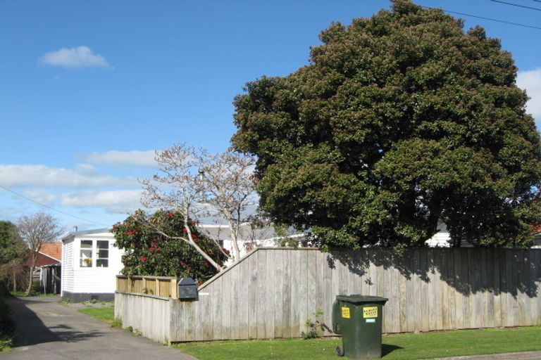 Photo of property in 15 Blackwell Street, Marton, 4710