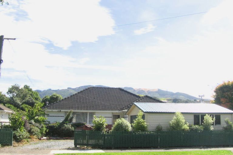 Photo of property in 118 Mcleod Street, Elderslea, Upper Hutt, 5018