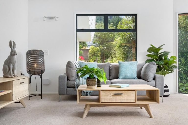 Photo of property in 18a Avalon Crescent, Fernhill, Queenstown, 9300