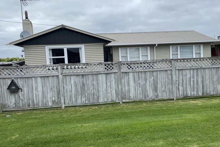 Photo of property in 41 Brookes Terrace, Waitara, 4320