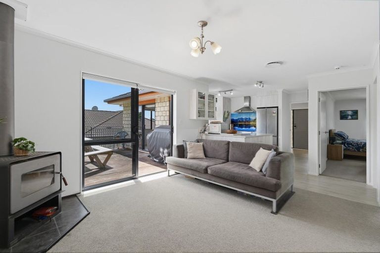 Photo of property in 93 Orion Drive, Welcome Bay, Tauranga, 3112