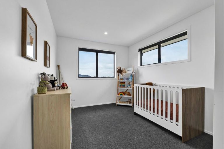 Photo of property in 11 Midsummer Avenue, Stratford, 4332