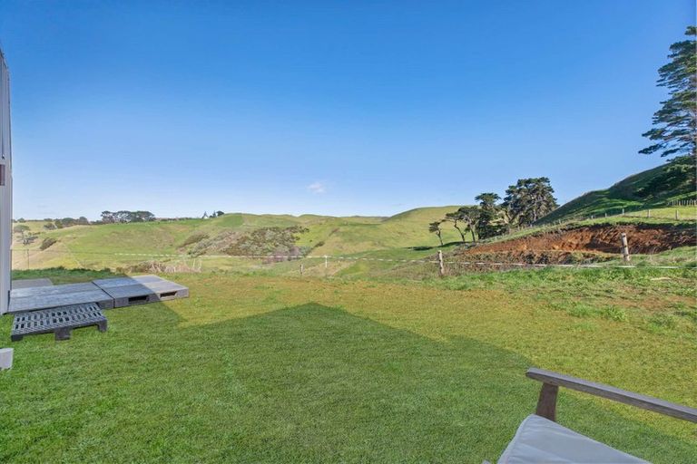 Photo of property in 50 Binns Road, Karioitahi, Waiuku, 2683