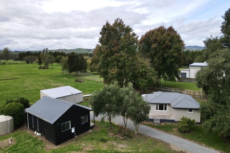 Photo of property in 16 Eureka Road, Eureka, Hamilton, 3287