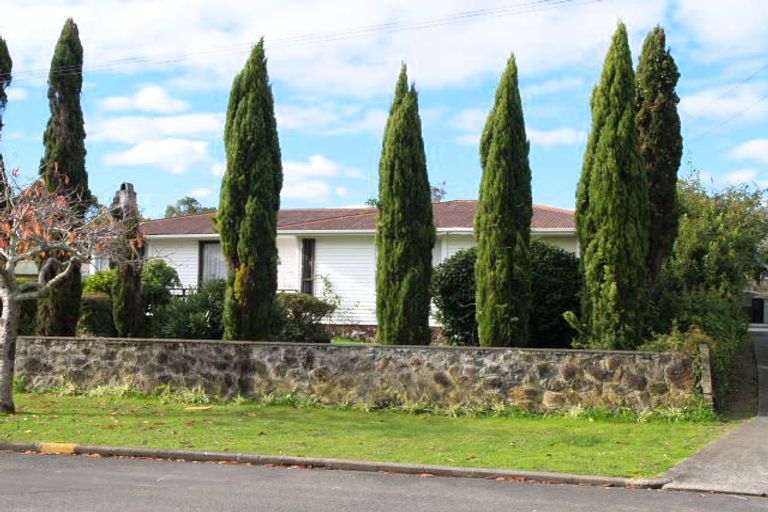 Photo of property in 2/11 Nogat Avenue, Papatoetoe, Auckland, 2024