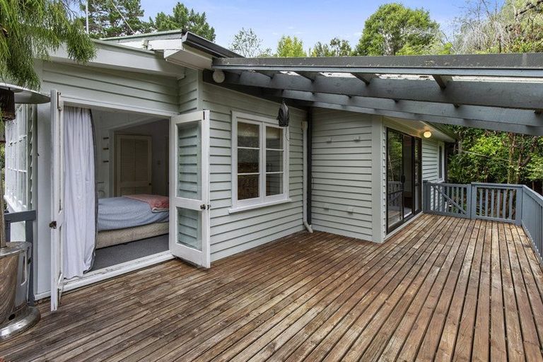 Photo of property in 35 Wyndham Road, Pinehaven, Upper Hutt, 5019