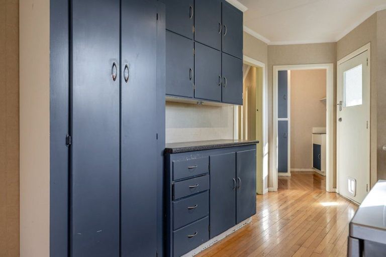 Photo of property in 25 Leicester Street, Terrace End, Palmerston North, 4410