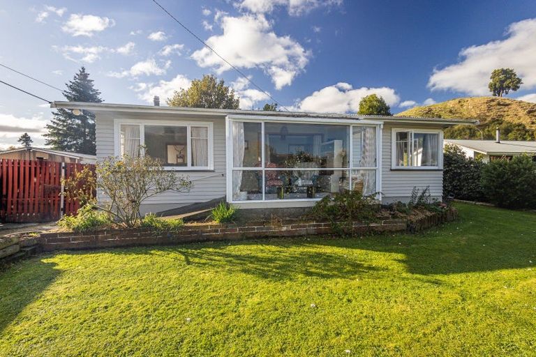 Photo of property in 7 Wilson Road, Hunterville, 4730