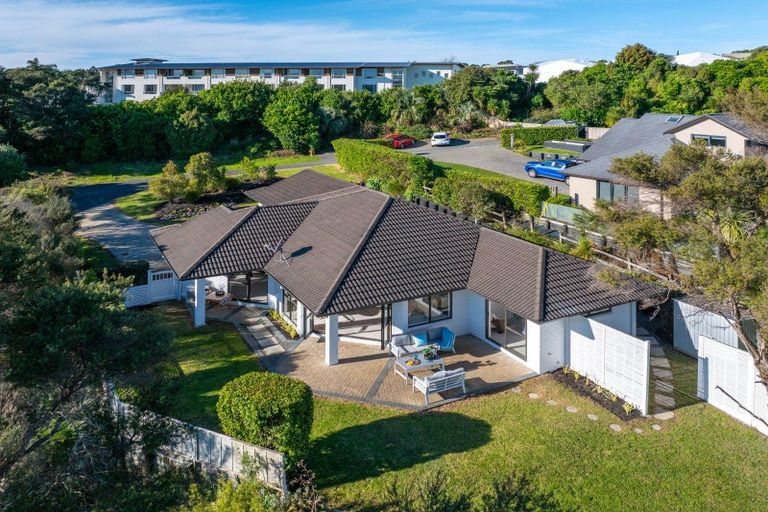 Photo of property in 72 Blue Heron Rise, Stanmore Bay, Whangaparaoa, 0932