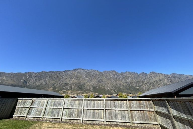 Photo of property in 51 Howden Drive, Jacks Point, 9371