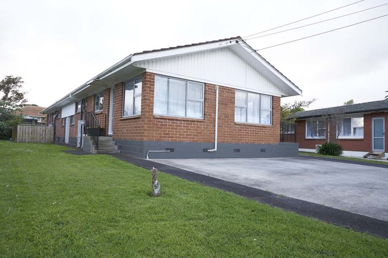 Photo of property in 1/12 Lynette Place, Mangere, Auckland, 2022