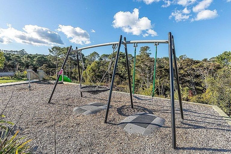 Photo of property in 47 Waka Street, Albany Heights, Auckland, 0632