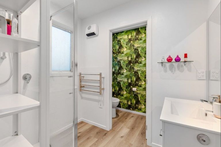 Photo of property in Northlake, 22 Malvern Road, Wanaka, 9305