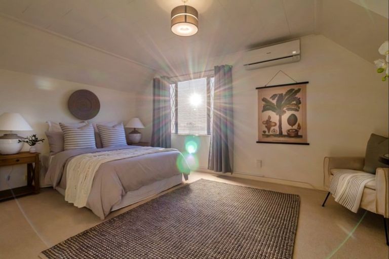 Photo of property in 1/18 Chambers Street, Havelock North, 4130