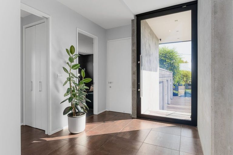 Photo of property in 34 Anglesea Street, Hamilton Central, Hamilton, 3204