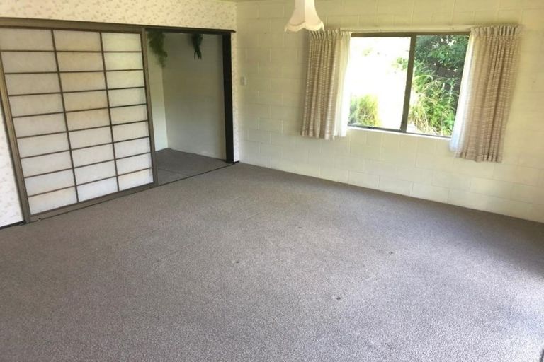 Photo of property in 13 Island Bay Road, Beach Haven, Auckland, 0626