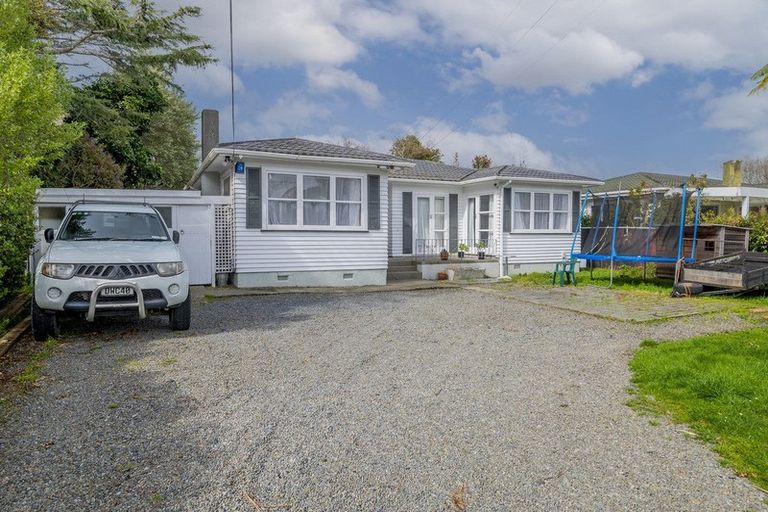 Photo of property in 148 Arawhata Road, Paraparaumu, 5032