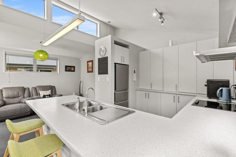 Photo of property in 12a Nautique Place, Waikawa, Picton, 7220