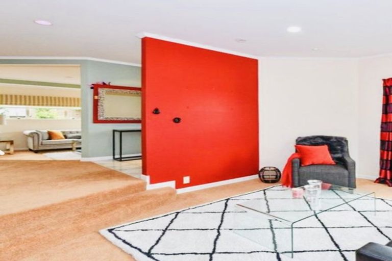 Photo of property in 5 Silkwood Grove, Totara Heights, Auckland, 2105