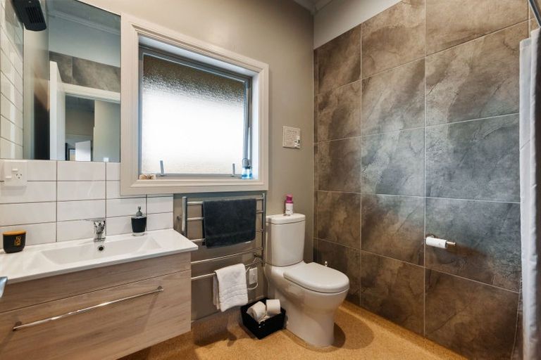 Photo of property in 11 Half Time Close, Omakau, 9376