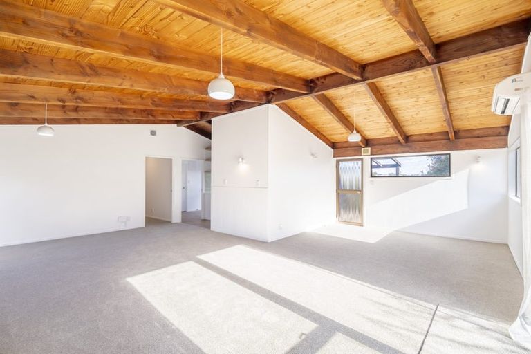 Photo of property in 99 Rosario Crescent, Red Beach, 0932