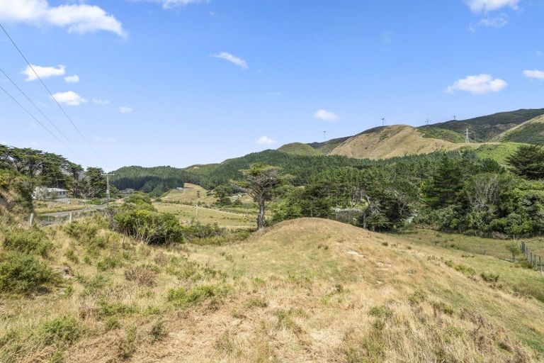 Photo of property in 340 South Makara Road, Makara, Wellington, 6972