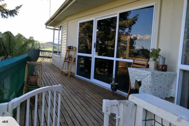 Photo of property in 61 Thomas Crescent, Western Heights, Rotorua, 3015