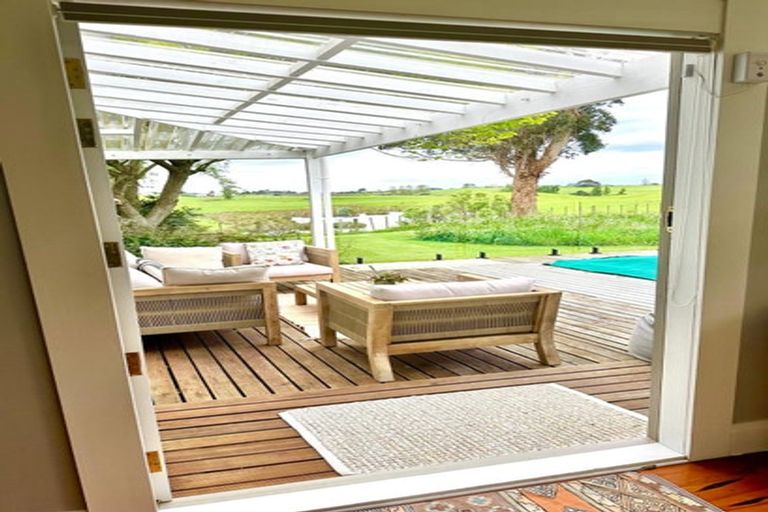 Photo of property in 39 Pickwick Road, Otamatea, Whanganui, 4571