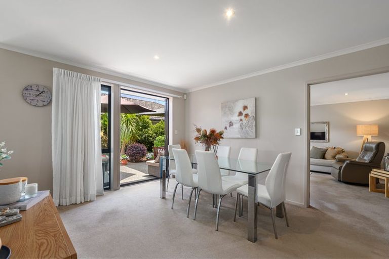 Photo of property in 46 Carrington Drive, Papamoa Beach, Papamoa, 3118