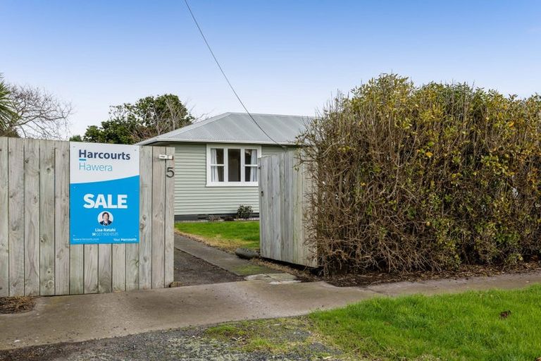 Photo of property in 5 Kepa Street, Ohawe, Hawera, 4671