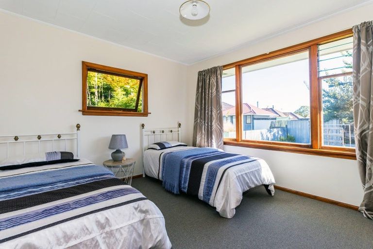 Photo of property in 34 Hislop Street, Geraldine, 7930