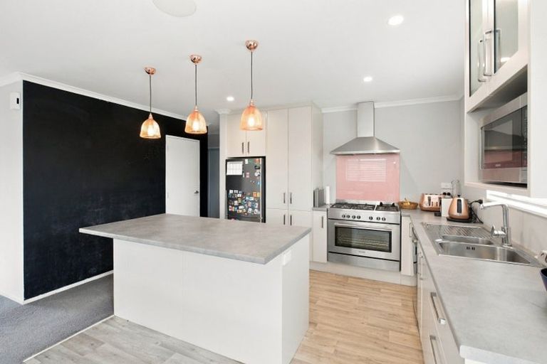 Photo of property in 23 Makawe Roa Street, Marshland, Christchurch, 8083