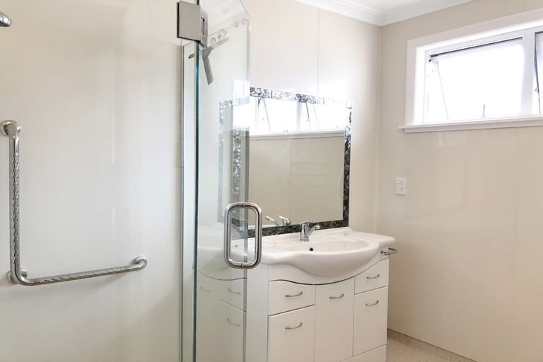 Photo of property in 176 Karaka Street, Castlecliff, Whanganui, 4501