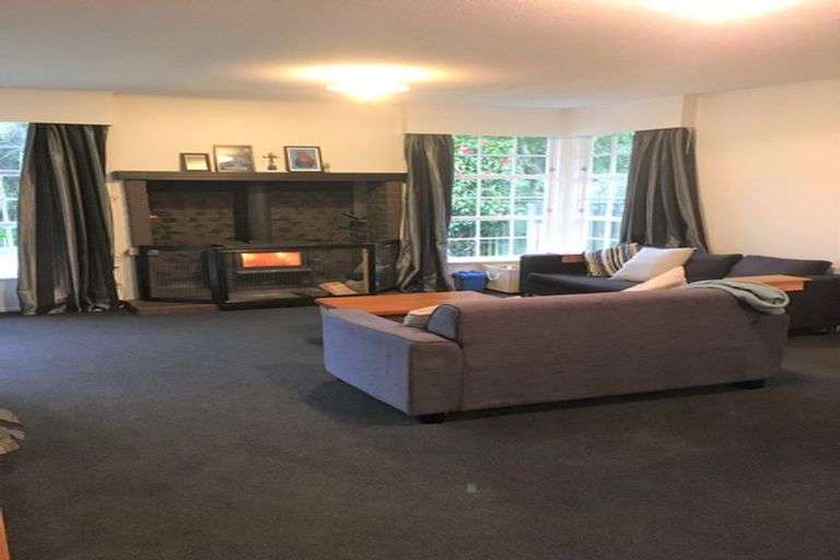 Photo of property in 99 Tirohanga Road, Tirohanga, Lower Hutt, 5010