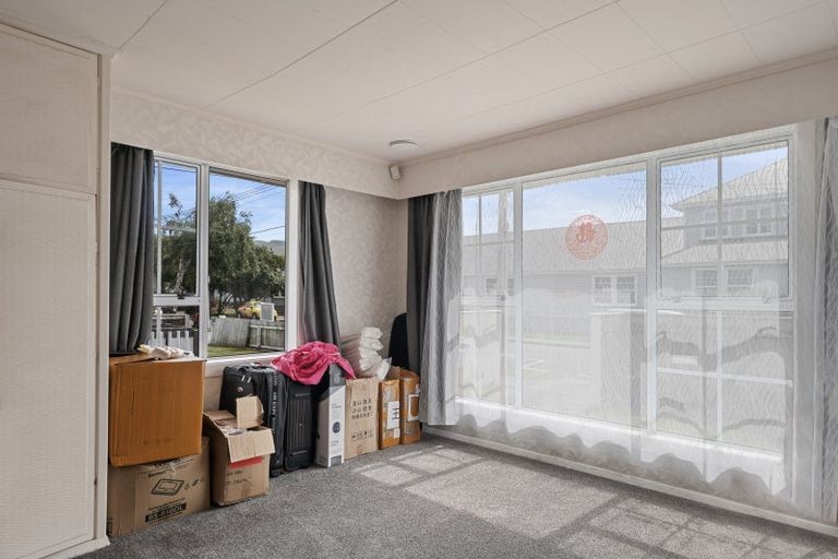 Photo of property in 60 Dyer Street, Epuni, Lower Hutt, 5011