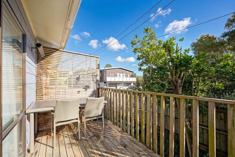 Photo of property in 1/19 Pine Avenue, Henderson, Auckland, 0612