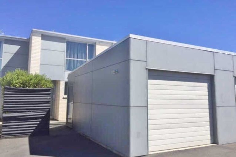 Photo of property in 62 Fairfield Avenue, Addington, Christchurch, 8024