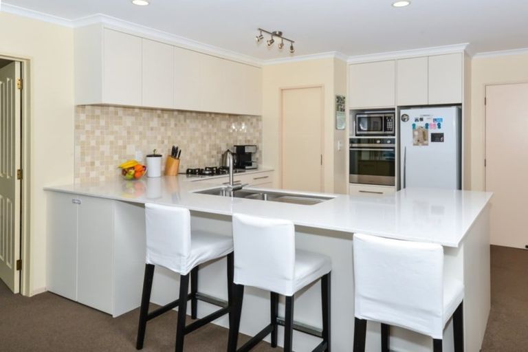 Photo of property in 29 Greenfield Drive, Western Heights, Hamilton, 3200