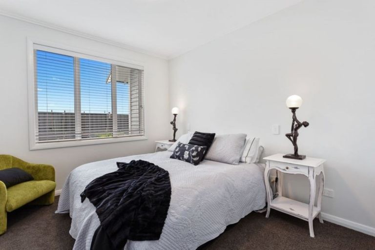 Photo of property in 61 The Esplanade, Pegasus, 7612